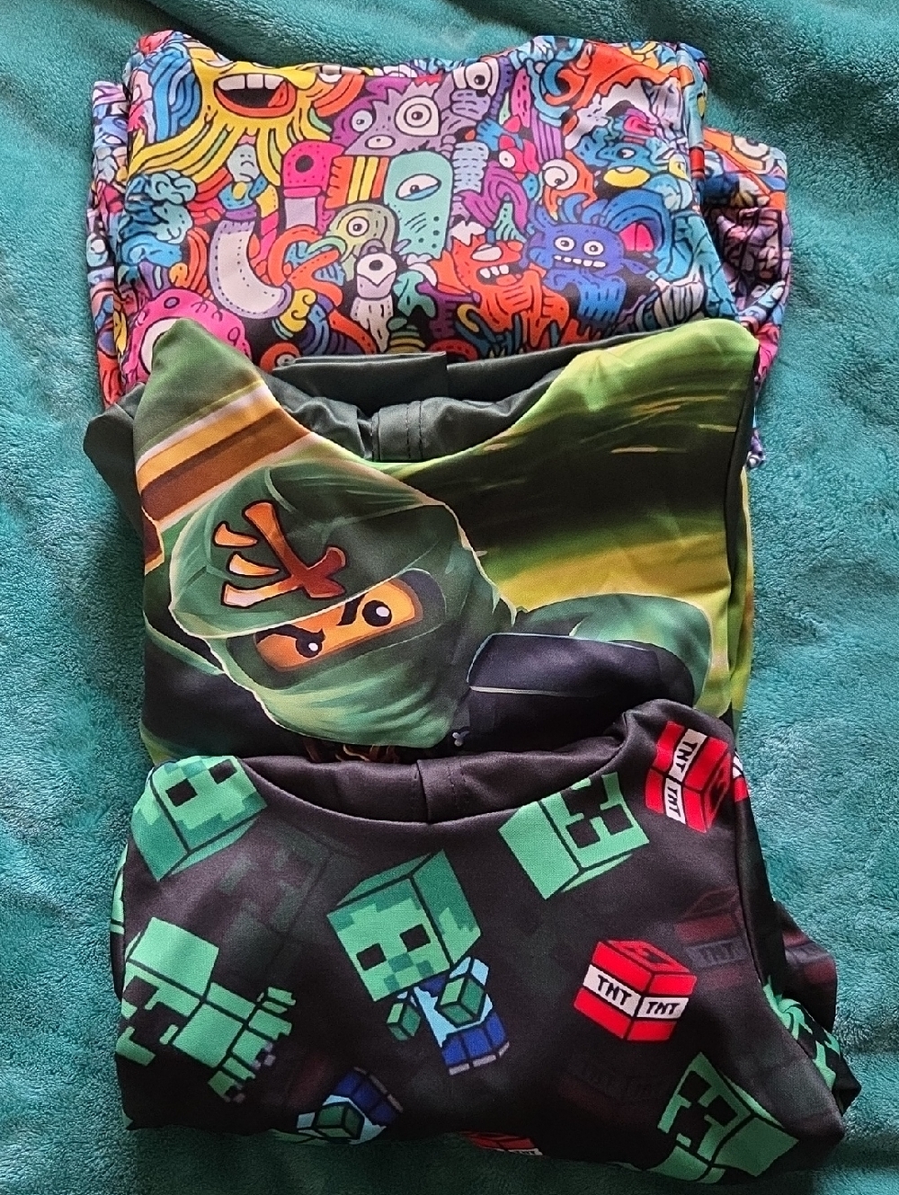 Bundle Of 3 5T Graphic Sweatshirts Lego Minecraft Hoodies